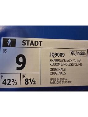 Adidas size 9 shoes Burgendy and Black STADT